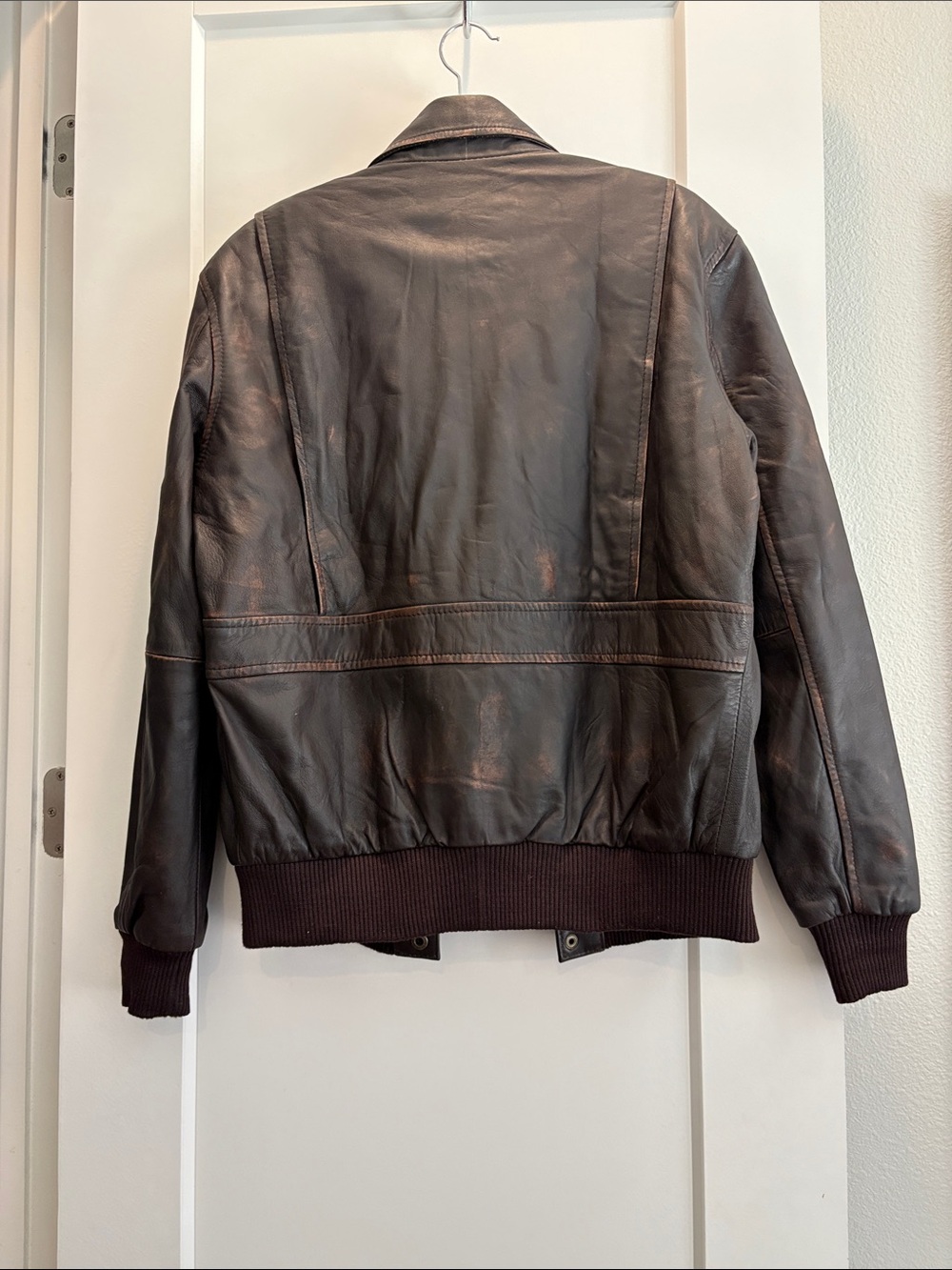 Men's Distressed Brown Leather Bomber Jacket - Picture 4 of 4